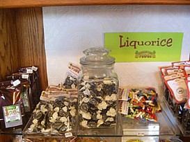 Liquiroce soft taffy whirls Liquiroce soft taffy whirls