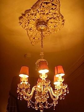 chandelier.jpg: 768x1024, 108k (August 06, 2015, at 02:58 PM)